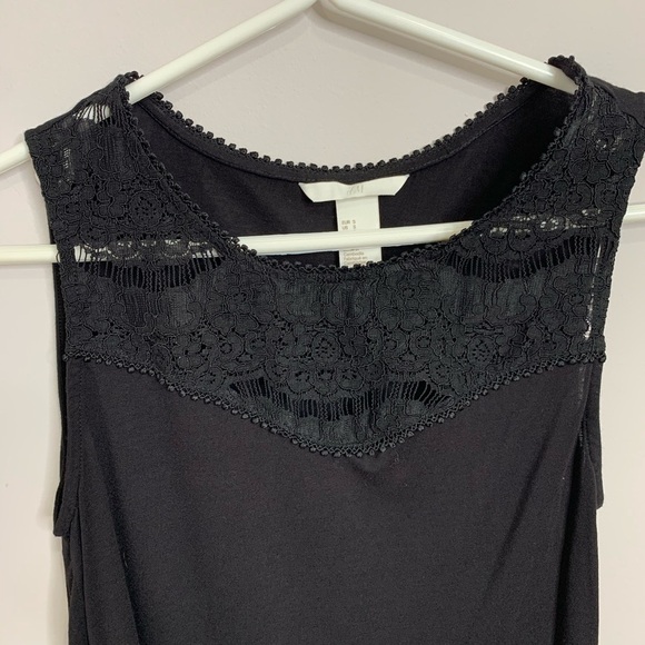 H&m Black Tank with Lace 🍋 - Picture 3 of 5